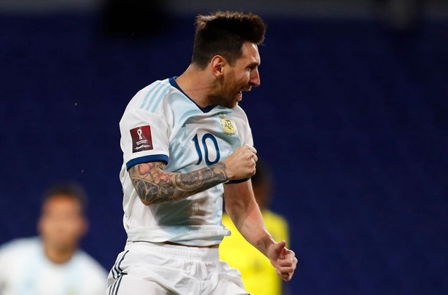 Messi ghi bàn duy nhất cho Argentina trên chấm phạt đền