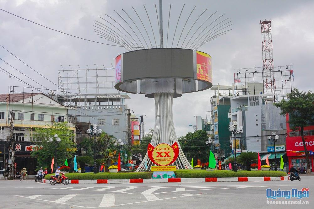 Những ngày này, người dân Quảng Ngãi từ thành thị đến nông thôn đều háo hức chờ đón  Đại hội Đảng bộ tỉnh lần thứ XX, nhiệm kỳ 2020-2025. 