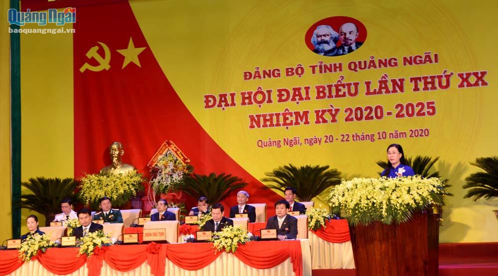 Bí thư Tỉnh ủy Bùi Thị Quỳnh Vân phát biểu khai mạc đại hội