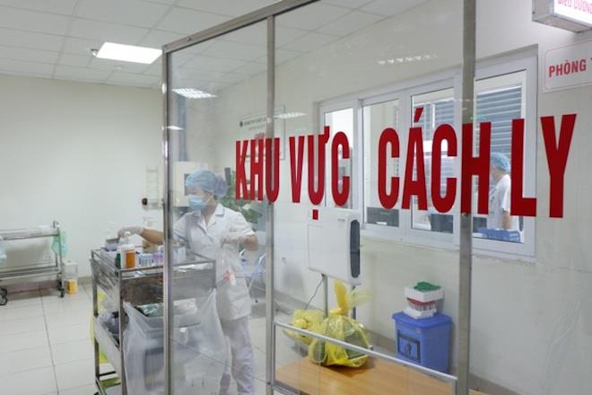 Việt Nam ghi nhận thêm 10 ca COVID-19 trở về từ nước ngoài
