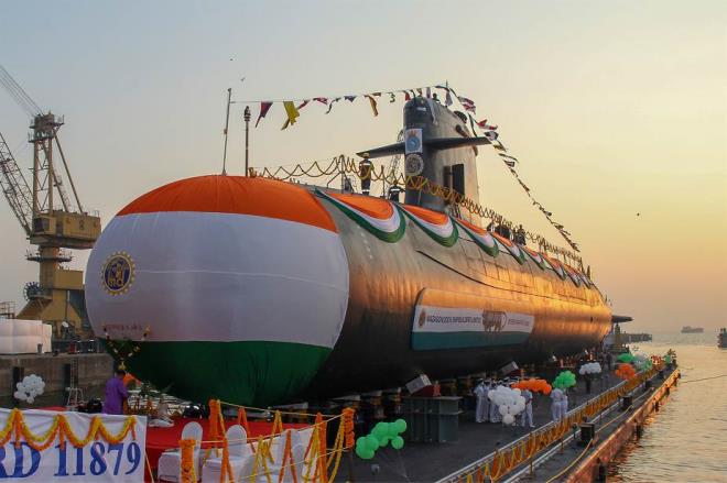 Ấn Độ hạ thủy tàu ngầm tấn công INS Vagir lớp Scorpene