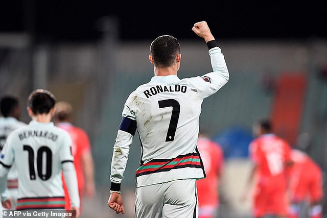 C.Ronaldo tạo kỷ lục ghi bàn ấn tượng ở đội tuyển Bồ Đào Nha