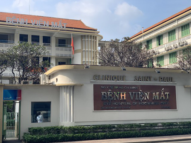 Bắt giam Phó Giám đốc Bệnh viện Mắt thành phố Hồ Chí Minh