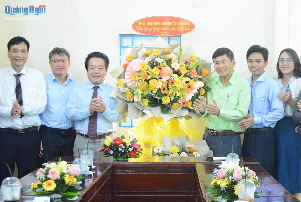 Phó Chủ tịch UBND tỉnh Võ Phiên thăm các doanh nghiệp tại TP.Quảng Ngãi