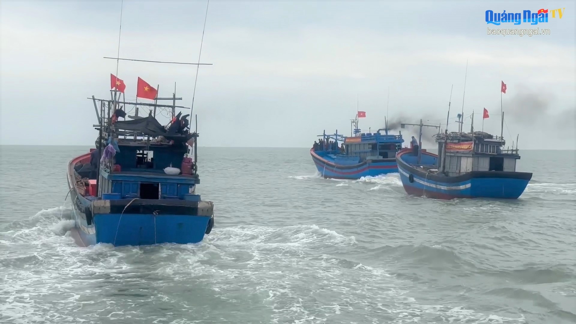 Video: &quot;Làng biển Hoàng Sa&quot; mở hội bám biển đầu năm