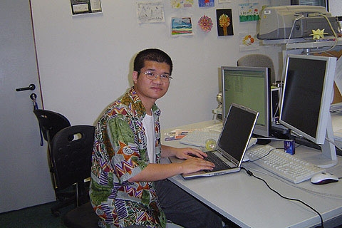 Anh Cao Xuân Hiếu, một trong những thành viên tích cực của Wikipedia từ khoảng năm 2004.