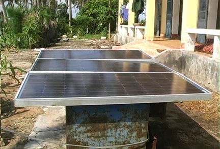  Hệ thống pin năng lượng mặt trời được lắp đặt tại xã đảo An Bình.