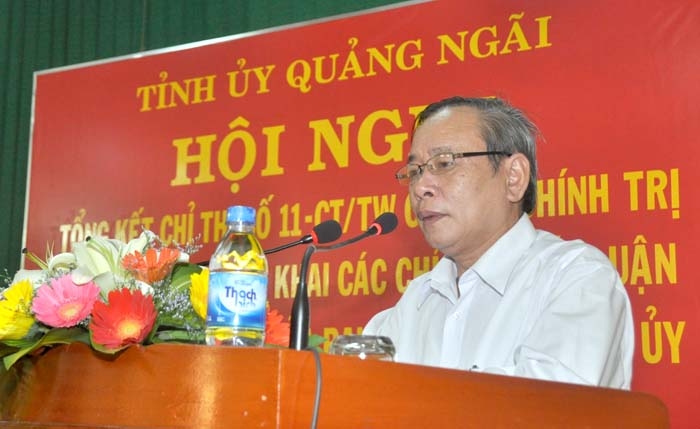 Đồng chí Nguyễn Minh-Phó Bí thư Tỉnh ủy phát biểu tại hội nghị.