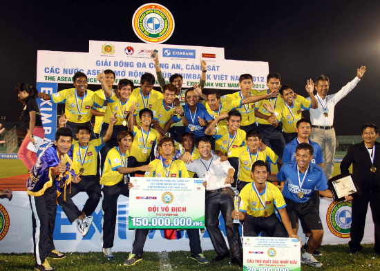 Tuyển Campuchia đăng quang xứng đáng khi trình diễn phong độ ấn tượng trong suốt giải