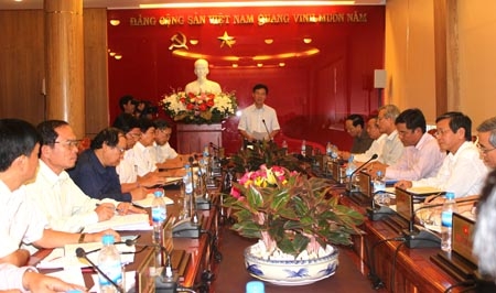 Ban thường vụ Tỉnh ủy kiểm điểm tự phê bình, phê bình theo Nghị quyết Trung ương 4, khóa XI.