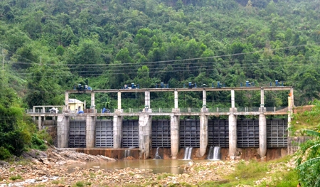  Do hạn hán kéo dài nên thủy điện Sông Riềng chỉ hoạt động khoảng 40% công suất.