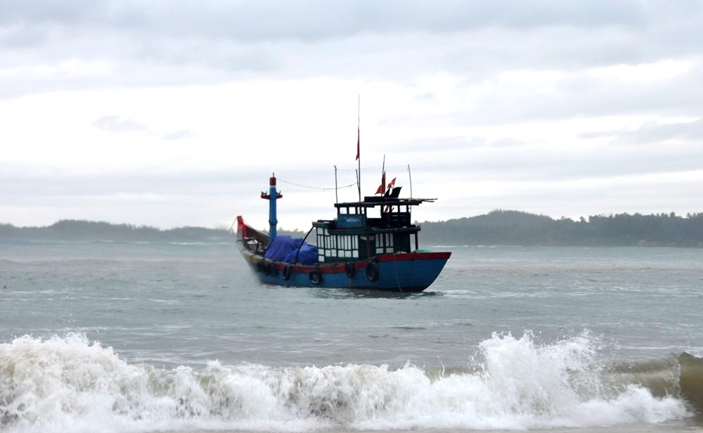 Tàu ngư dân Bình Sơn tìm nơi tránh trú bão (ảnh minh họa).