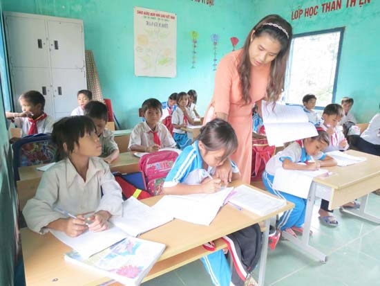 Học sinh Trường Tiểu học Sơn Dung trong giờ học tiếng Việt.       