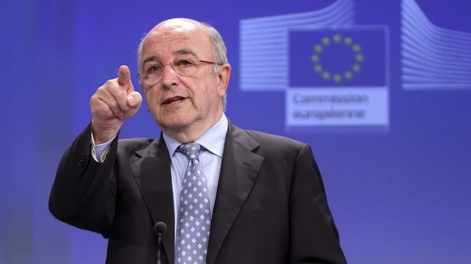 Phó Chủ tịch EC Joaquin Almunia nói hành động của 6 hãng dược đã vi phạm thô bạo luật chống độc quyền của châu Âu - Ảnh: Reuters