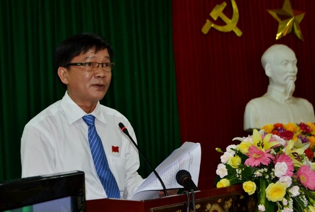 Phó Bí thư Thường trực Tỉnh ủy, Chủ tịch HĐND tỉnh Trần Ngọc Căng phát biểu bế mạc kỳ họp