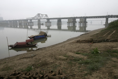  Hà Nội thống nhất xây cầu Long Biên mới cách cầu cũ 75m (Ảnh: Hữu Nghị)