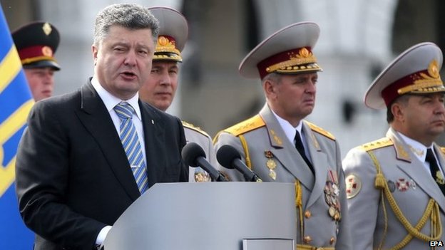 Tổng thống Poroshenko muốn tổ chức bầu cử vào ngày 26/10.