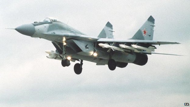 Mỹ, Canada đã điều động chiến đấu cơ để chặn máy bay Nga.