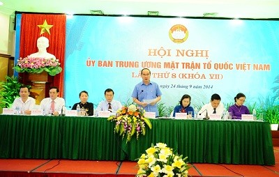 Chủ tịch UBTƯ MTTQ Việt Nam Nguyễn Thiện Nhân chủ trì Hội nghị. Ảnh: VGP/Từ Lương