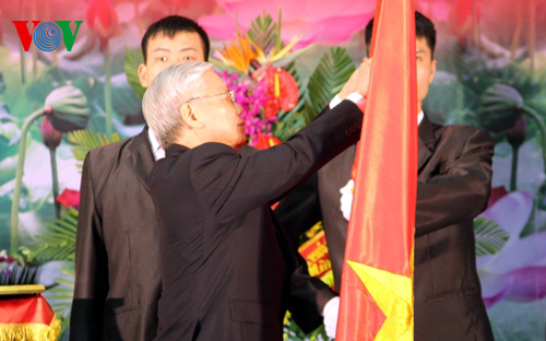    Thay mặt Đảng, Nhà nước, Tổng Bí thư Nguyễn Phú Trọng trao tặng Học viện phần thưởng cao quý Huân chương Hồ Chí Minh (lần 2).