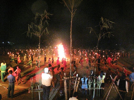 Lễ hội cồng chiêng ở huyện Sơn Hà.