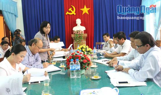 Thường trực HĐND tỉnh kiểm tra, giám sát công tác bầu cử ở huyện Sơn Tịnh.