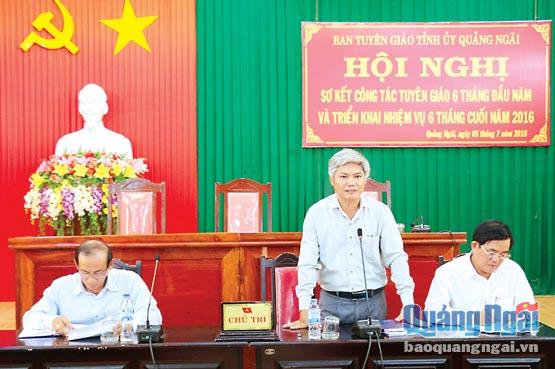 Trưởng Ban Tuyên giáo Tỉnh ủy Võ Văn Hào phát biểu chỉ đạo tại hội nghị.    Ảnh: Bá Sơn
