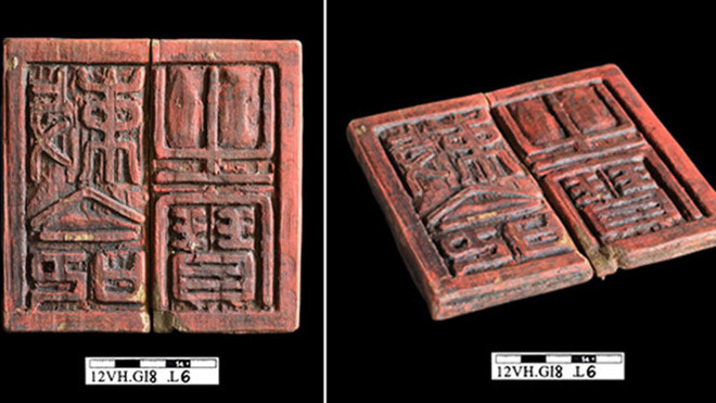 Ấn gỗ “Sắc mệnh chi bảo” phát hiện trong đợt khai quật tại Hoàng thành Thăng Long năm 2012-2014.