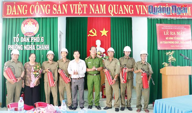 Tổ PCCC và cứu nạn cứu hộ tổ dân phố 6, phường Nghĩa Chánh (TP.Quảng Ngãi).