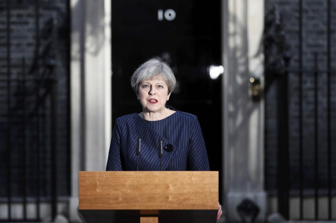 Thủ tướng Anh Theresa May kêu gọi bầu cử sớm tại London ngày 18-4 - Ảnh: Reuters
