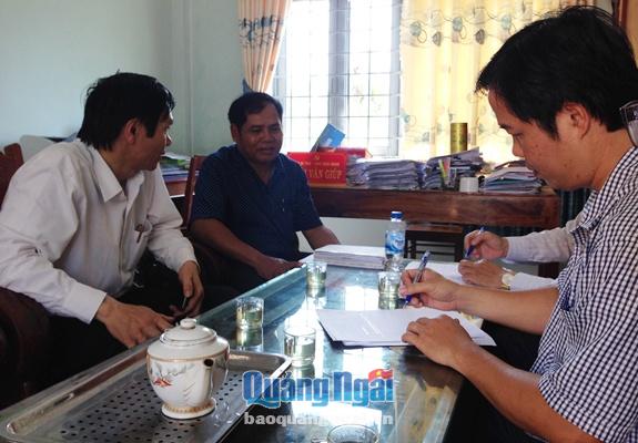 Tại buổi làm việc với UBND xã Long Sơn, Sở TN&MT yêu cầu ngừng ngay việc cho khai thác cát, sạn sông Phước Giang