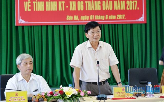 Chủ tịch UBND tỉnh Trần Ngọc Căng phát biểu chỉ đạo tại buổi làm việc với huyện Sơn Hà