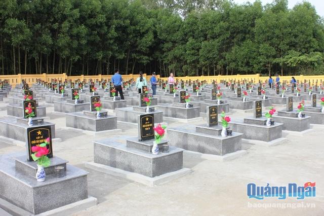 Công trình nghĩa trang liệt sĩ xã Hành Thịnh được nâng cấp, với kinh phí 2,7 tỷ đồng