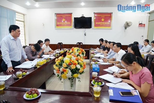 Quang cảnh buổi làm việc giữa đoàn công tác của Bộ Nội vụ với UBND TP.Quảng Ngãi