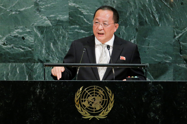 Ngoại trưởng Triều Tiên Ri Yong-ho phát biểu trước Đại hội đồng Liên Hợp Quốc ngày 23/9 (Ảnh: Reuters)