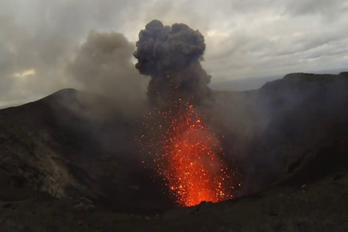 Một núi lửa ở Vanuatu. Ảnh: YouTube.