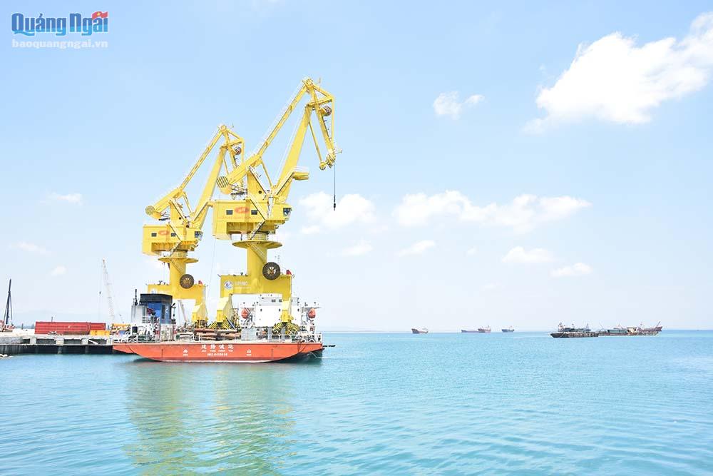 Ngoài những chính sách vượt trôi, Quảng Ngãi có hạ tầng, cảng biển