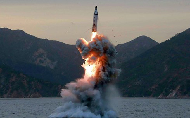 Một vụ phóng tên lửa của Triều Tiên. (Ảnh: Reuters)