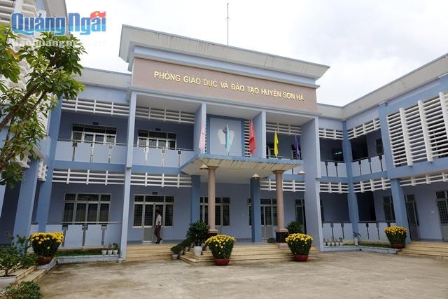 Thanh tra huyện Sơn Hà  buộc Phòng Giáo dục huyện Sơn Hà phải tiến hành truy thu đủ số tiền chi sai quy định nộp cho Nhà nước
