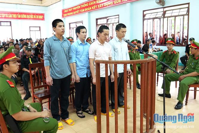 Một phiên tòa xét xử lưu động tại xã Tịnh Phong (Sơn Tịnh).
