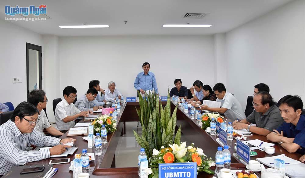 Phó Chủ tịch UBND tỉnh Phạm Trường Thọ phát biểu tại cuộc họp