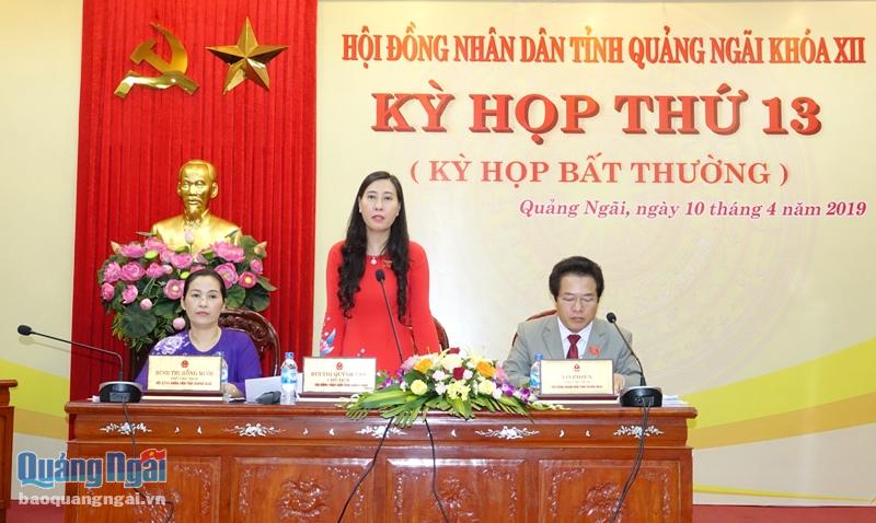 Chủ tịch HĐND tỉnh Bùi Thị Quỳnh Vân phát biểu tại kỳ họp
