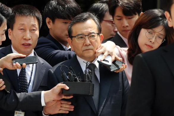  Cựu thứ trưởng tư pháp Kim Hak Ui - Ảnh: AFP