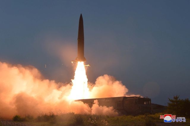  Triều Tiên phóng tên lửa hôm 25/7 (Ảnh: KCNA)