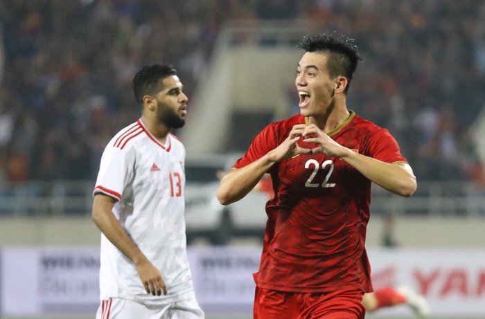 Highlights vòng loại World Cup 2022: Việt Nam 1-0 UAE