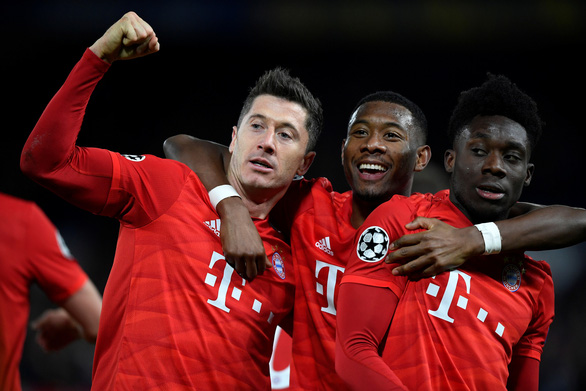 Các cầu thủ Bayern Munich ăn mừng bàn thắng vào lưới Chelsea - Ảnh: REUTERS