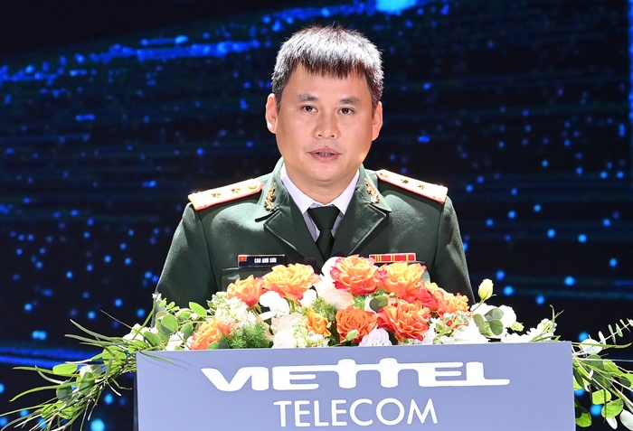 Ông Cao Anh Sơn, Tổng Giám đốc Viettel Telecom phát biểu tại Lễ kỷ niệm