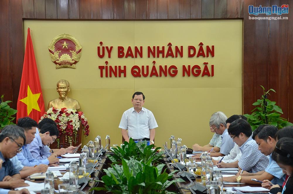 Chủ tịch UBND tỉnh Đặng Văn Minh phát biểu kết luận tại buổi làm việc
