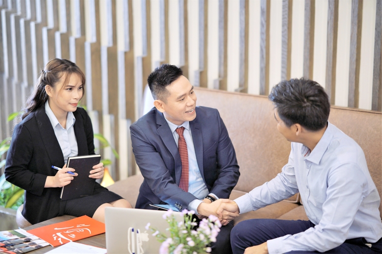 Năm 2020, Prudential Việt Nam tiếp tục được ghi nhận trong ngành bảo hiểm và xếp thứ 2 trong “Top 10 thương hiệu có Trải nghiệm Khách hàng Xuất sắc nhất 2020”, dựa trên khảo sát trải nghiệm khách hàng thực hiện bởi công ty kiểm toán KPMG.