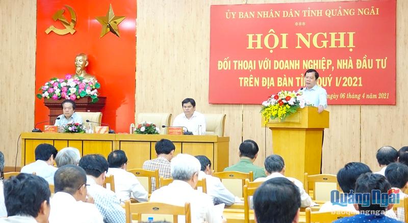 Chủ tịch UBND tỉnh Đặng Văn Minh phát biểu tại buổi đối thoại